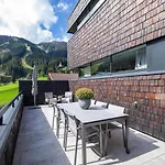 Sunny In - Out - Self Check-in Apartment Zell am See