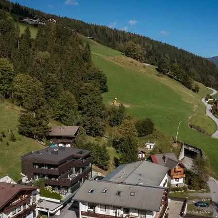 Apartamento Sunny Ferienwohnungen Ski In- Ski Out