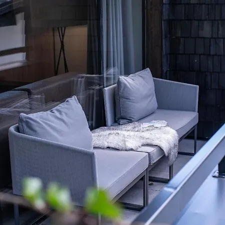 Apartman Sunny In- Out *