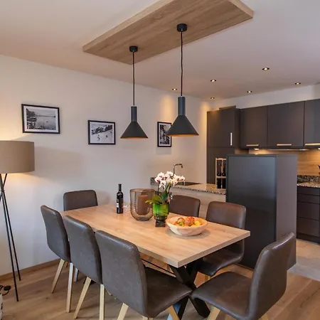 Apartman Sunny In- Out *