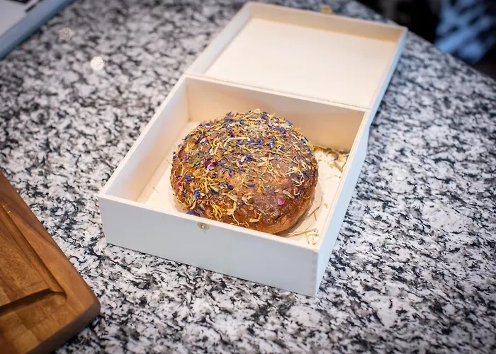 Sunny In - Out - Self Check-in *