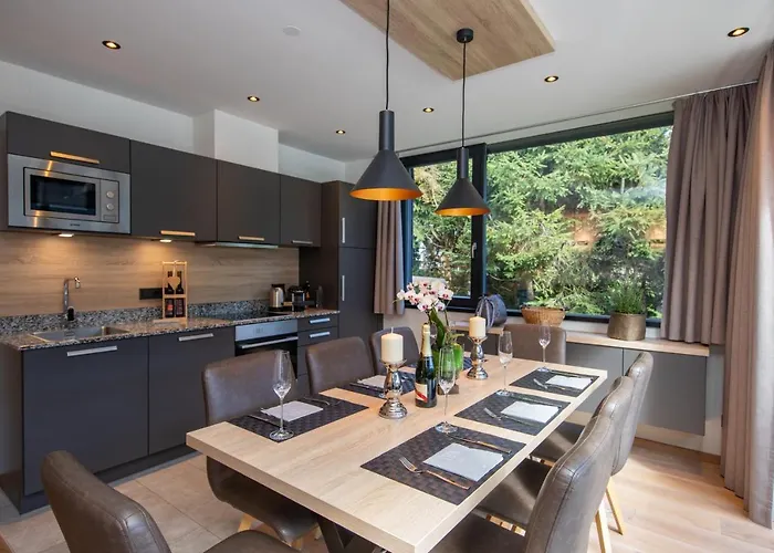 Sunny In - Out - Self Check-in Lägenhet