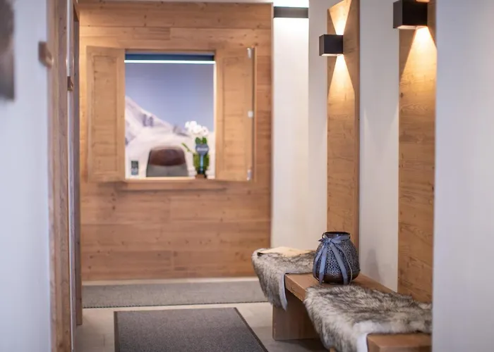 Sunny In - Out - Self Check-in