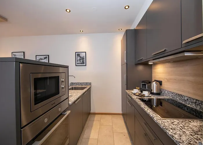 Sunny In - Out - Self Check-in *