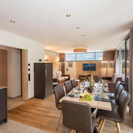 Sunny In - Out - Self Check-in 公寓 *