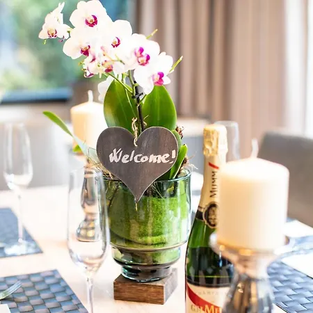 公寓 Sunny In - Out - Self Check-in