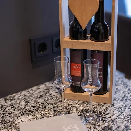 Sunny In - Out - Self Check-in