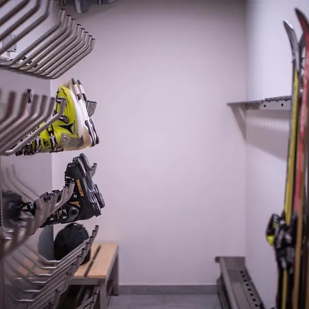 Sunny In - Out - Self Check-in * 滨湖采尔